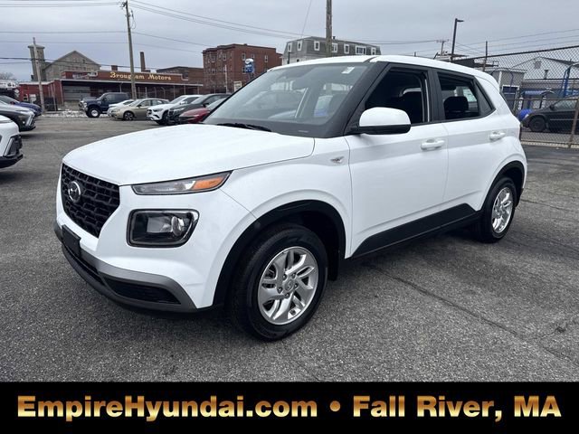 Used 2025 Hyundai Venue SE image 9