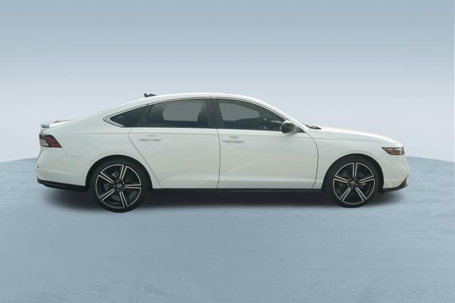 Used 2024 Honda Accord Sport image 9
