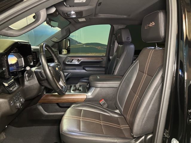 Used 2024 Chevrolet Silverado 3500 High Country w/ High Country Premium Package image 33