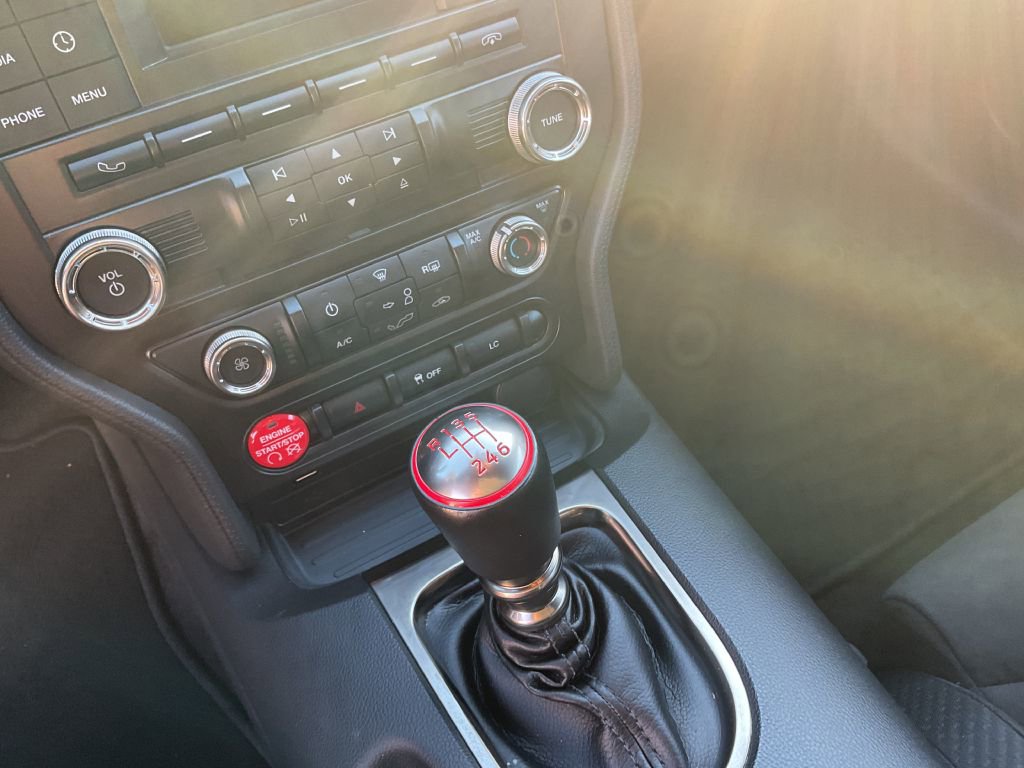 Used 2016 Ford Mustang Shelby GT350 w/ Track Package image 50