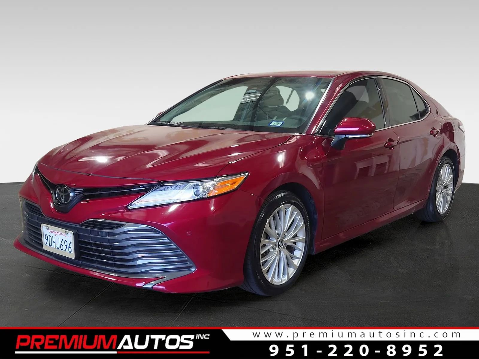 Used 2018 Toyota Camry XLE