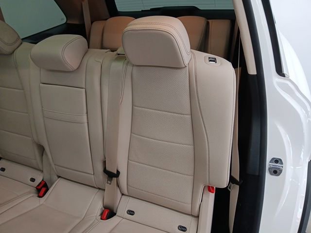 Used 2025 Mercedes-Benz GLS 450 4MATIC image 45