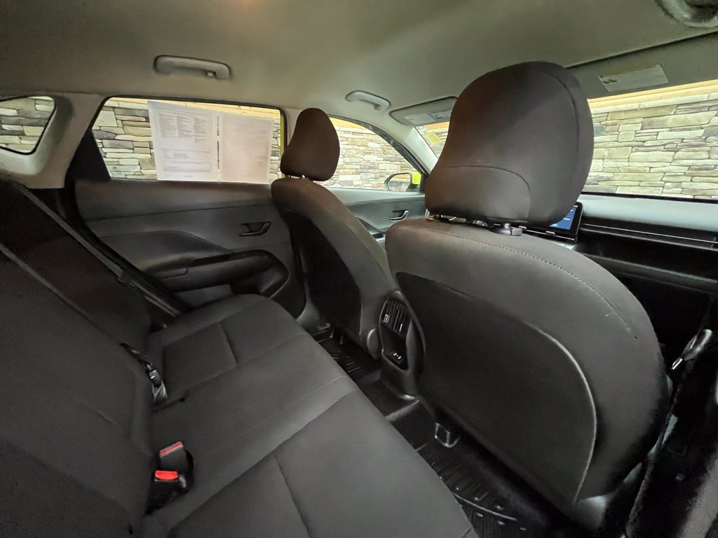 Used 2024 Hyundai Kona SEL AWD/4WD image 34