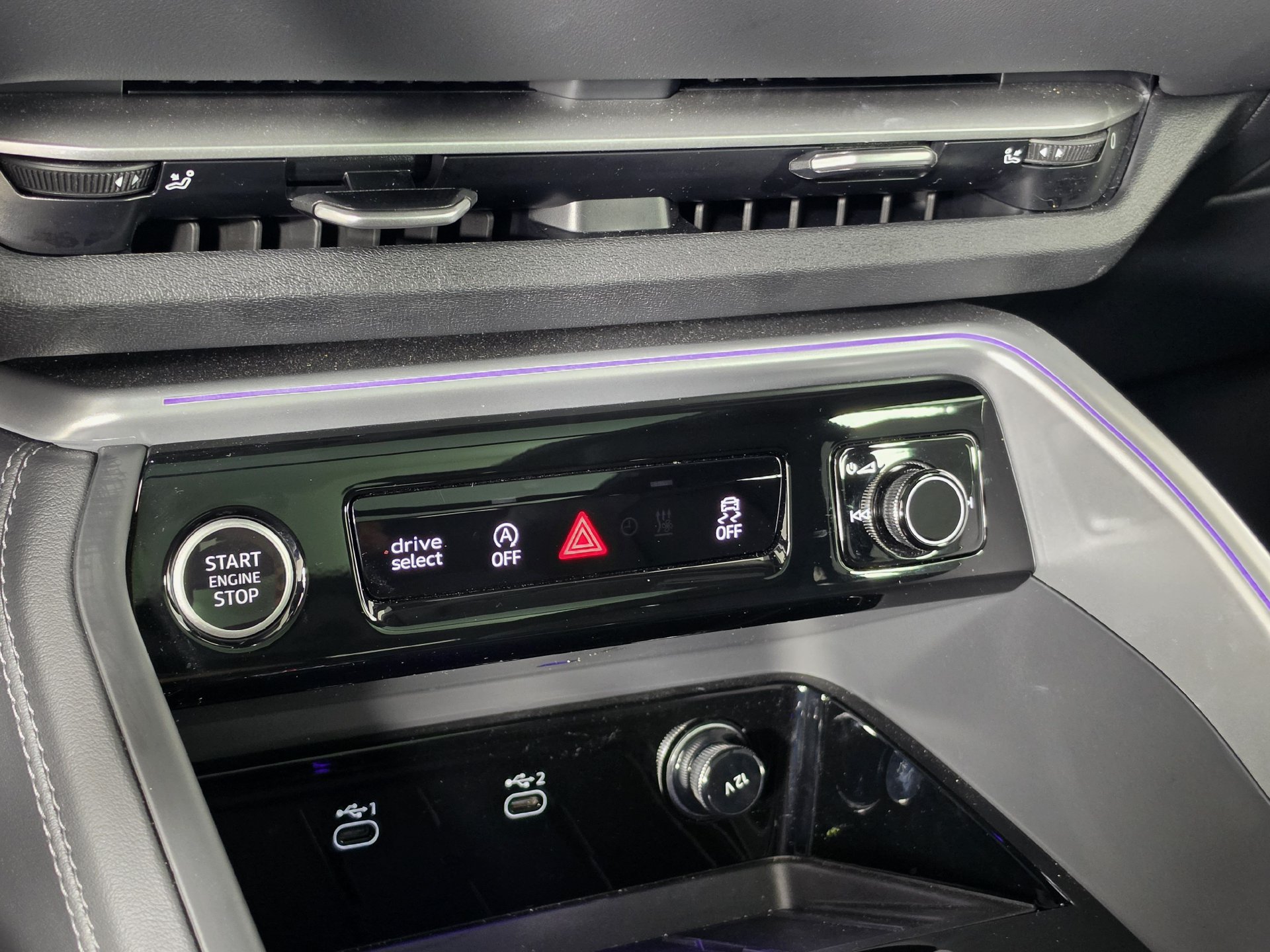 Certified 2025 Audi Q5 Premium w/ Convenience Package AWD/4WD image 18