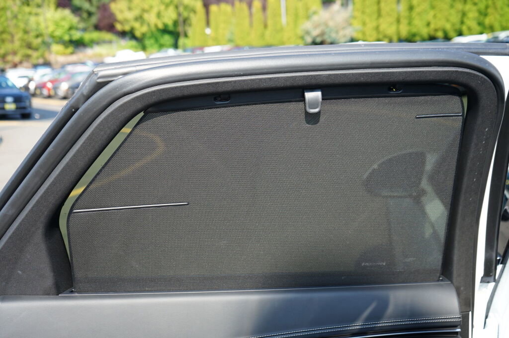 Used 2025 Genesis GV70 3.5T Sport w/ Sport Prestige Package image 33