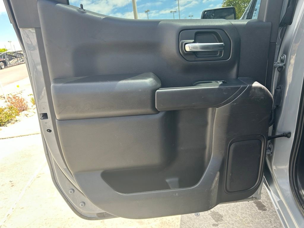 Used 2024 Chevrolet Silverado 1500 Custom Trail Boss w/ LPO, Dark Essentials Package AWD/4WD image 25