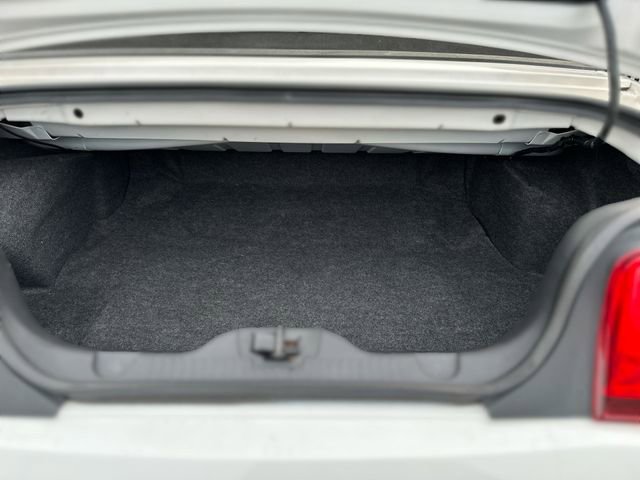 Used 2010 Ford Mustang GT image 23