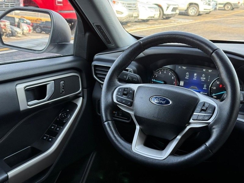Certified 2023 Ford Explorer XLT image 14