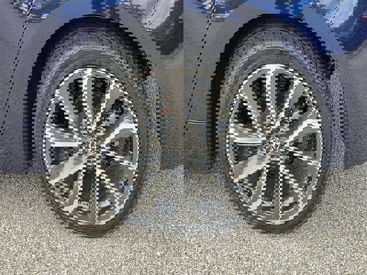 Used 2022 Toyota Corolla SE image 5