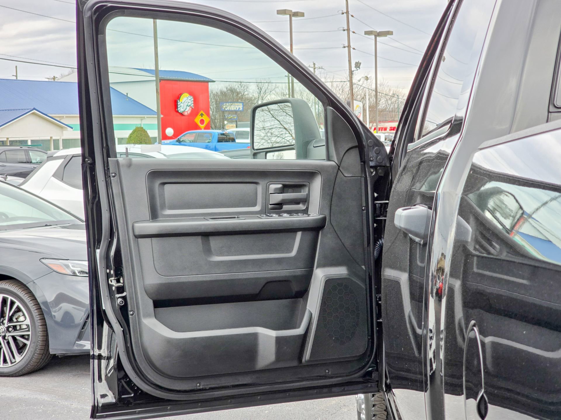 Used 2024 RAM 3500 Tradesman w/ Towing Technology Group image 30