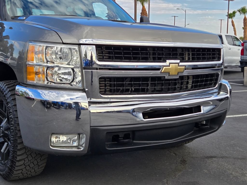 Used 2008 Chevrolet Silverado 2500 LT w/ 1LT Convenience Package RWD image 8