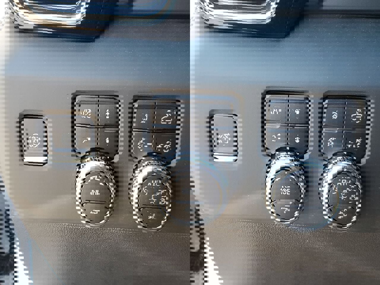 New 2024 GMC Sierra 1500 Denali w/ Technology Package image 55