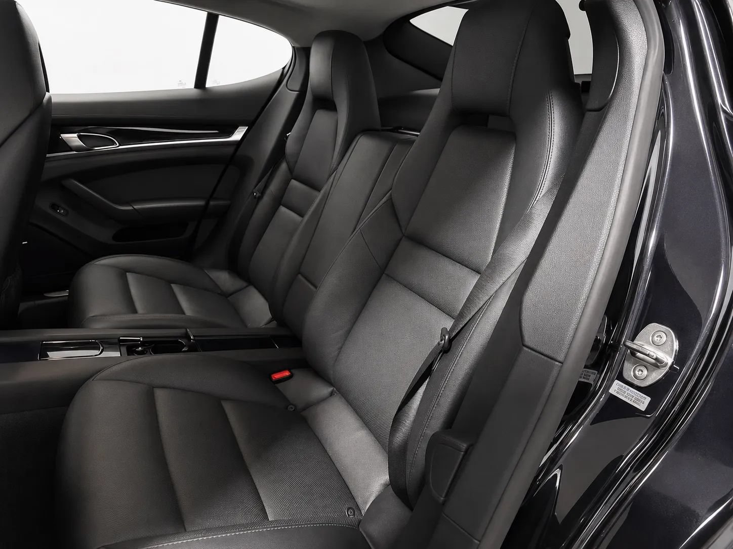 Used 2014 Porsche Panamera S RWD image 12