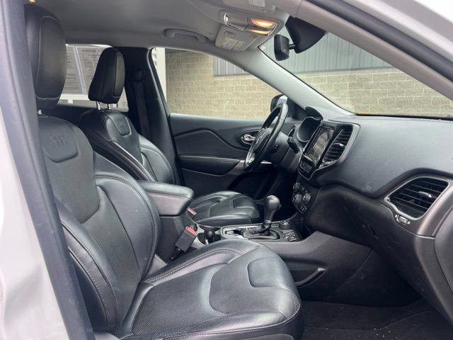 Used 2019 Jeep Cherokee Limited AWD/4WD image 11