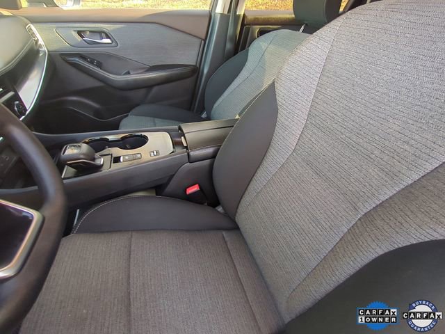 Used 2023 Nissan Rogue SV image 29