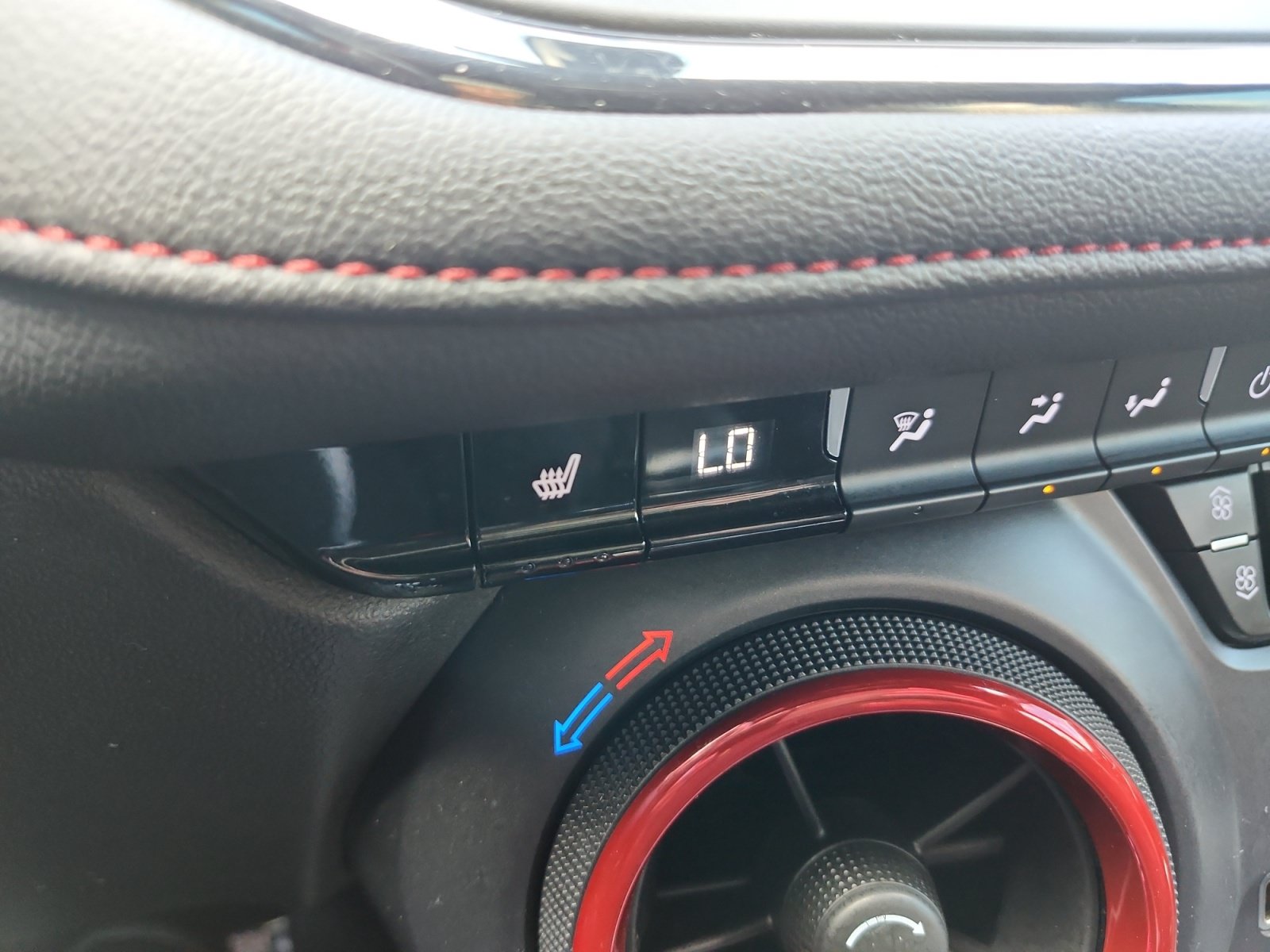Used 2020 Chevrolet Blazer RS FWD image 21