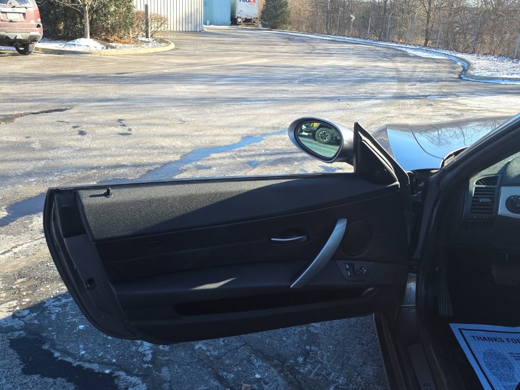 Used 2005 BMW Z4 3.0i image 13