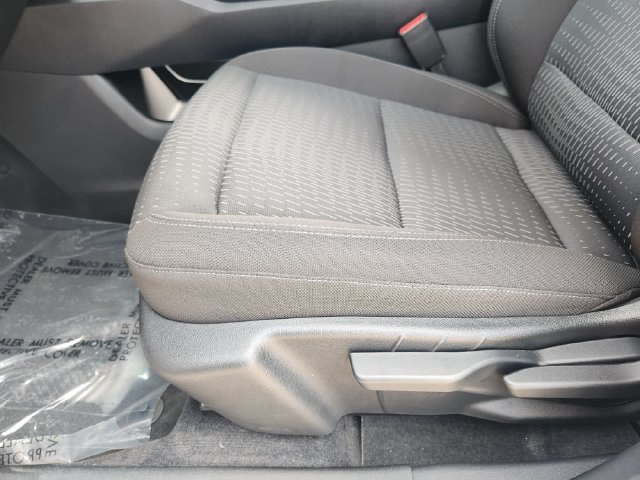 Used 2026 Chevrolet Equinox LT FWD image 25