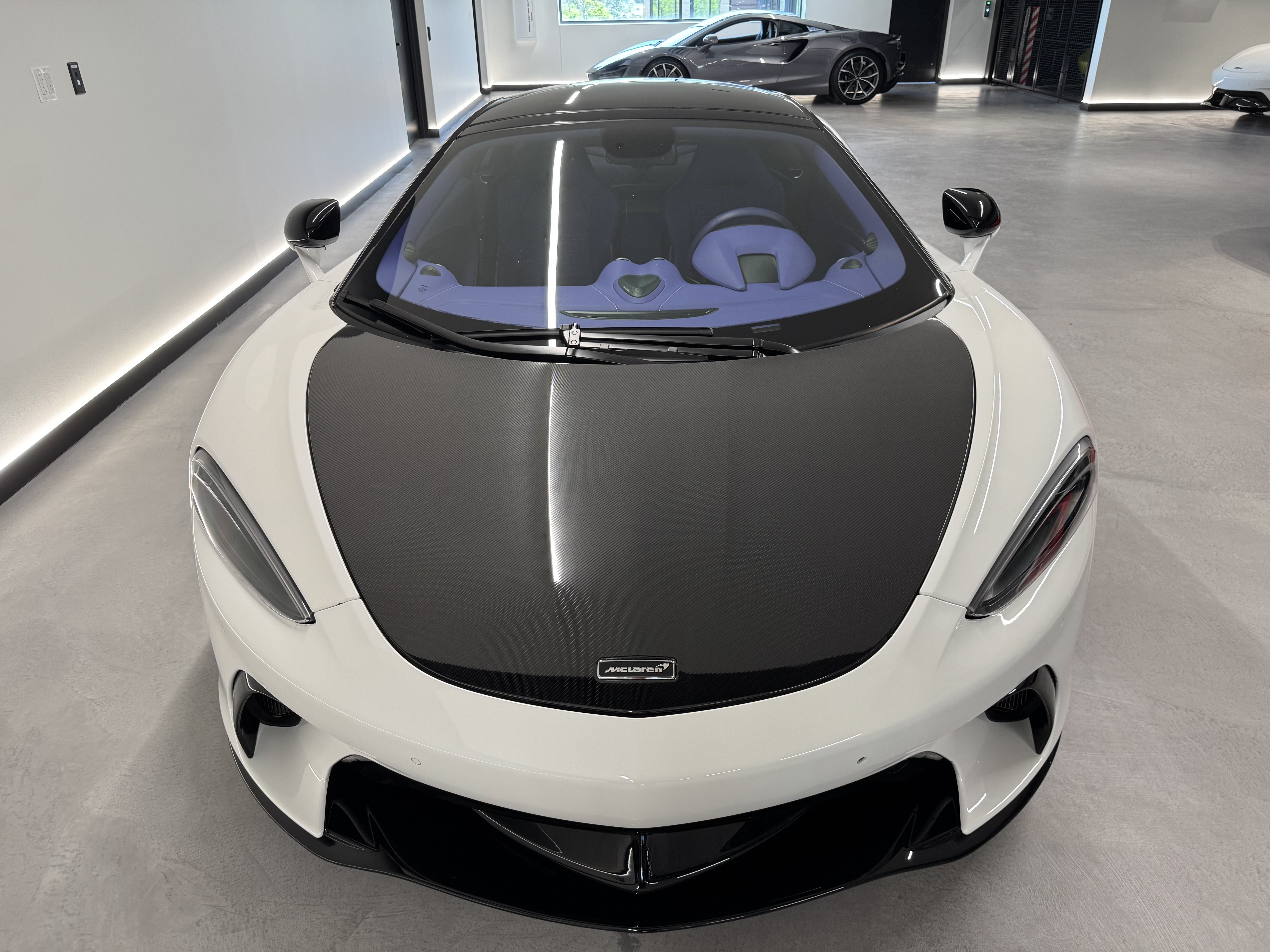Used 2025 McLaren GTS RWD image 8