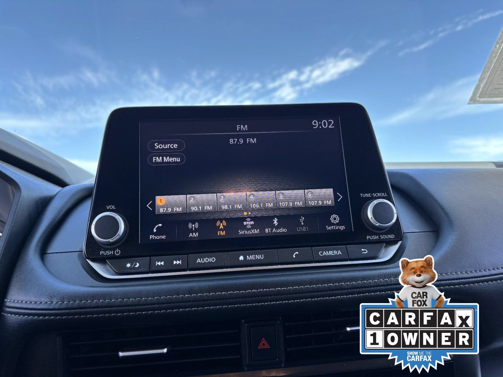 Used 2025 Nissan Rogue SV AWD/4WD image 23
