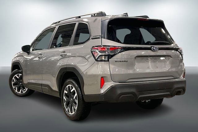 Used 2025 Subaru Forester Premium image 12