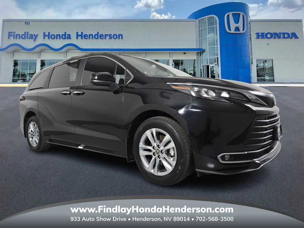 Used 2024 Toyota Sienna XLE