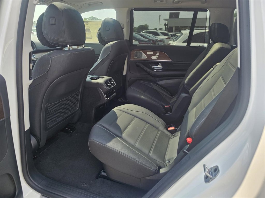 New 2026 Mercedes-Benz GLS 450 4MATIC image 24