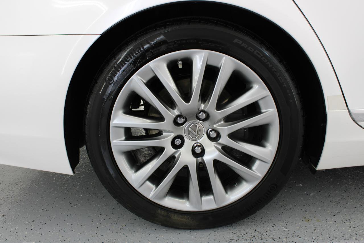 Used 2016 Lexus LS 460 w/ Comfort Package image 79