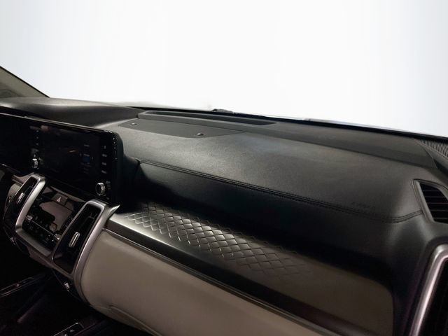Certified 2023 Kia Sorento EX AWD/4WD image 31