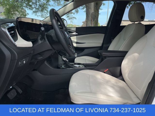 Certified 2024 Buick Encore GX Preferred w/ Comfort Package AWD/4WD image 18