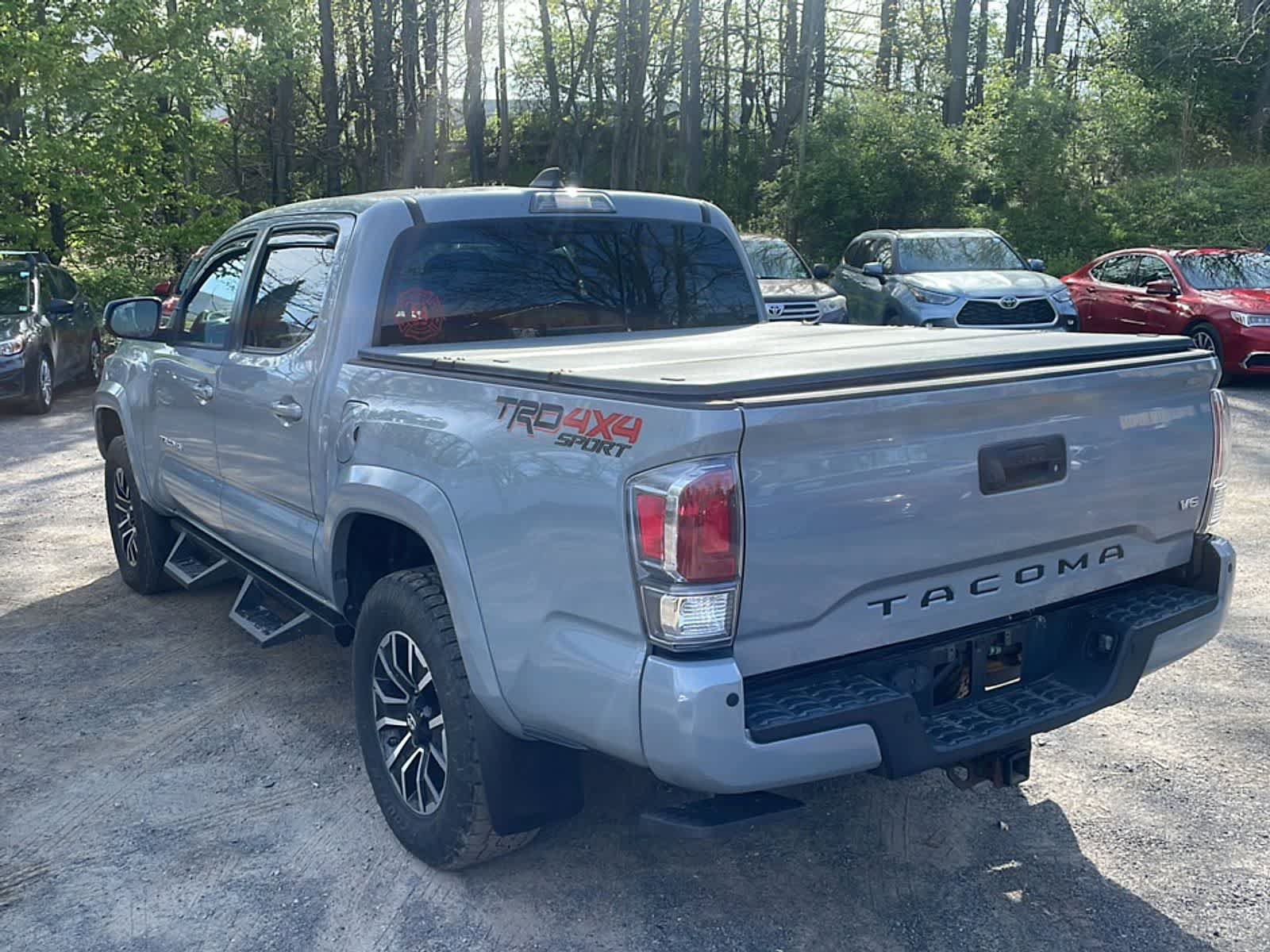 Used 2020 Toyota Tacoma TRD Sport w/ TRD Premium Sport Package AWD/4WD image 6