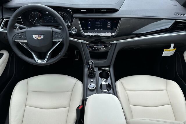New 2025 Cadillac XT6 Sport image 13