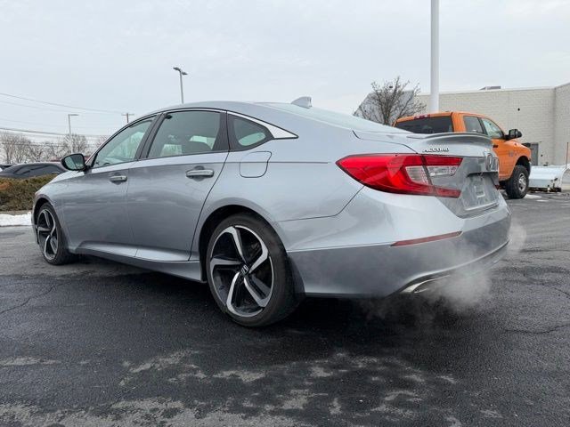 Used 2018 Honda Accord Sport image 3