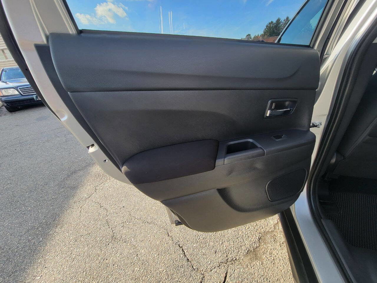 Used 2021 Mitsubishi Outlander Sport ES image 24