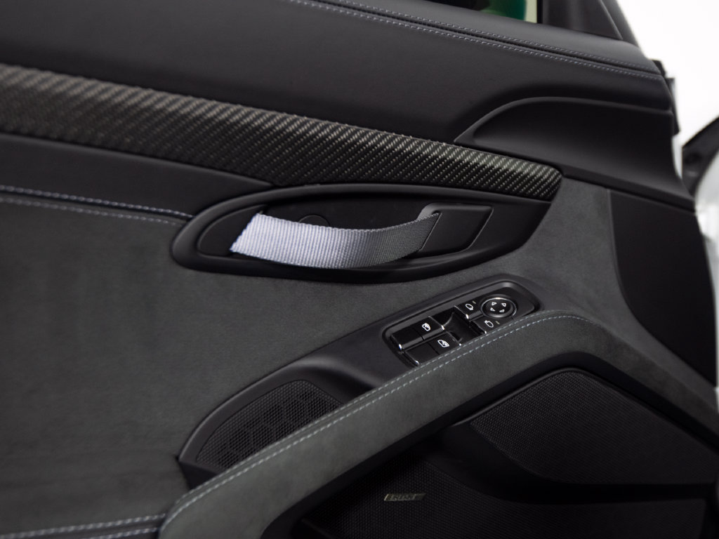 Certified 2025 Porsche 718 Cayman GT4 RS RWD image 20
