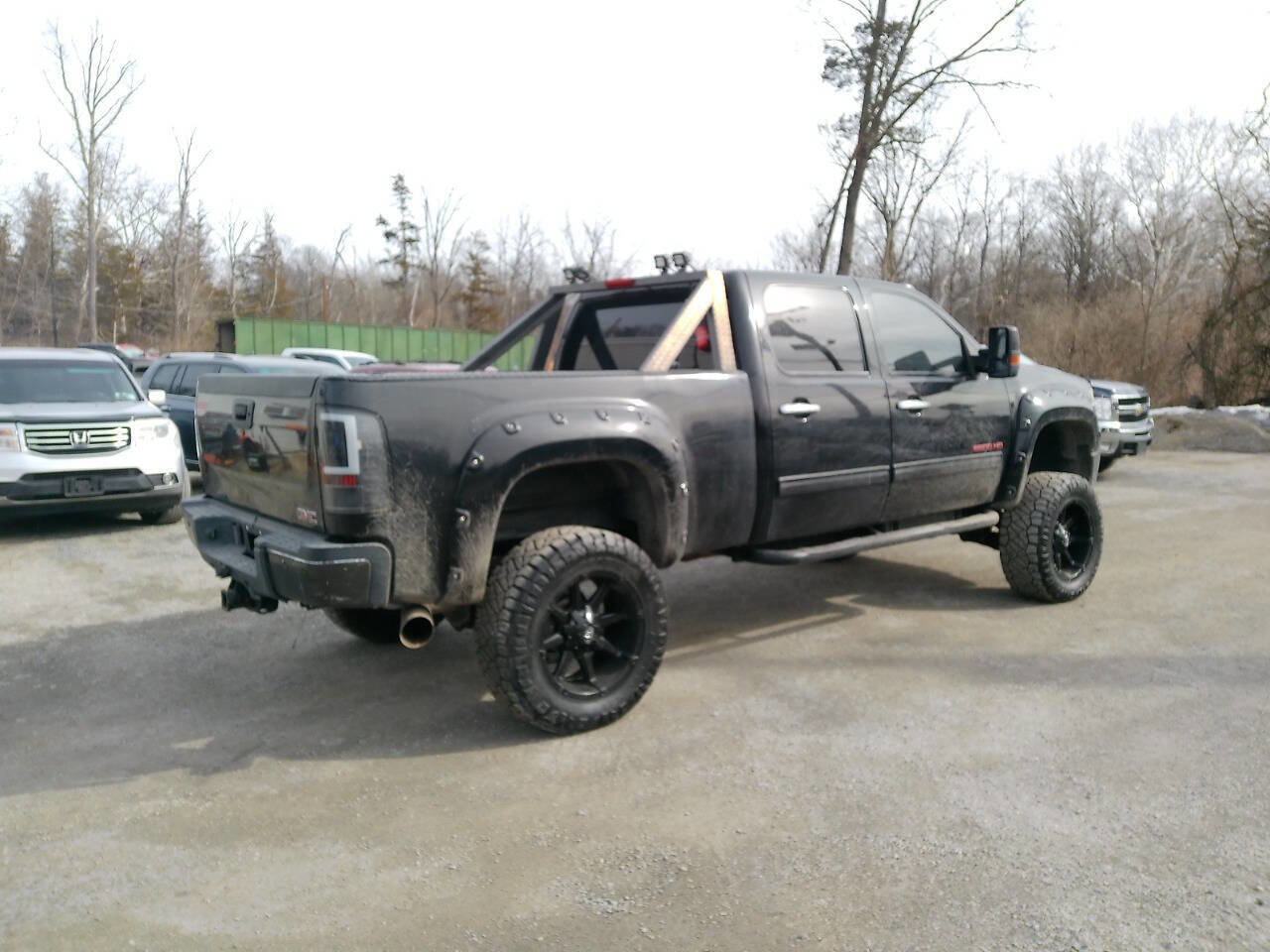 Used 2011 GMC Sierra 2500 SLE w/ SLE Preferred Package image 6