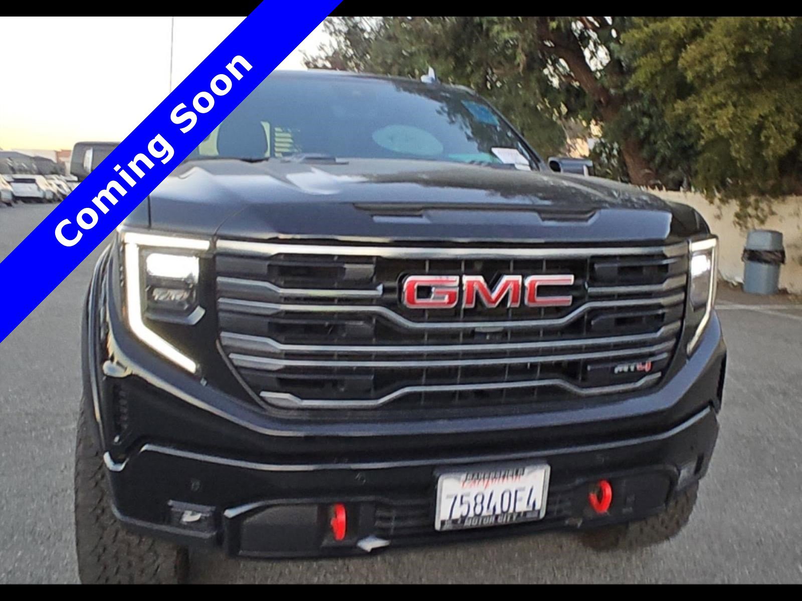 Used 2025 GMC Sierra 1500 AT4 w/ AT4 Premium Package image 7