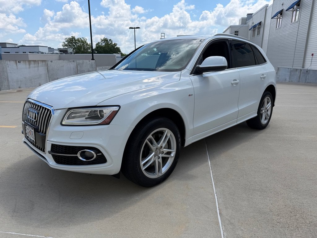 Used 2014 Audi Q5 3.0T Prestige w/ Prestige Package AWD/4WD image 2