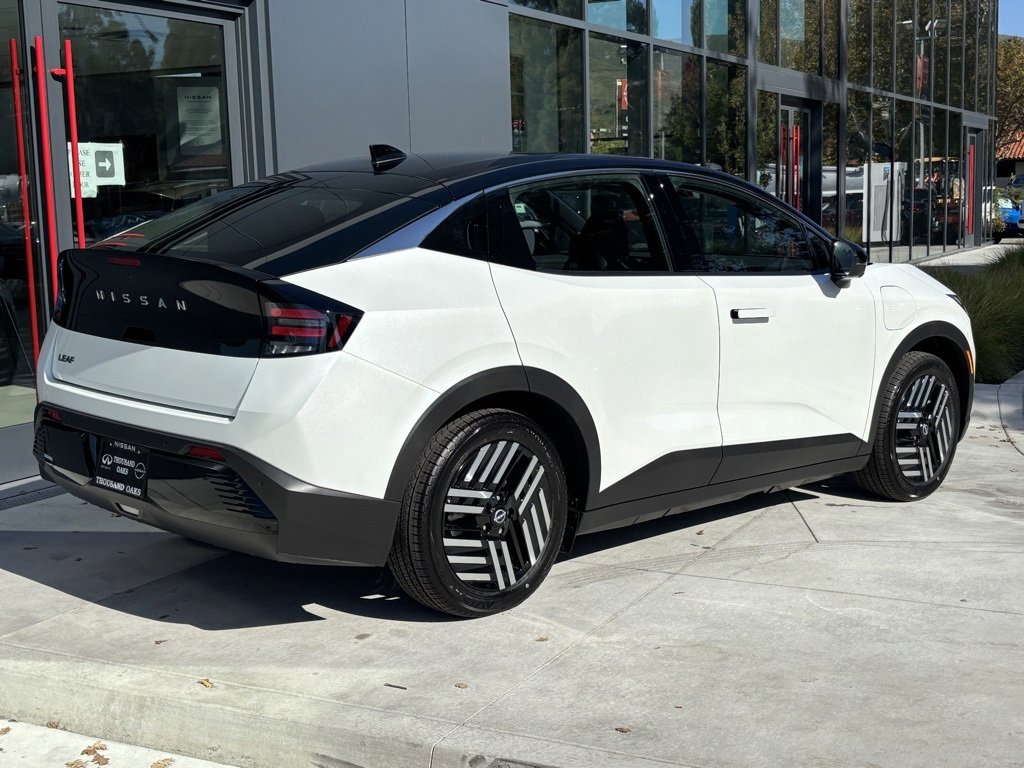 New 2026 Nissan Leaf SV+ image 3