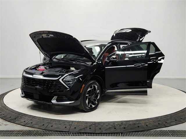 Used 2025 Kia Sportage SX image 11