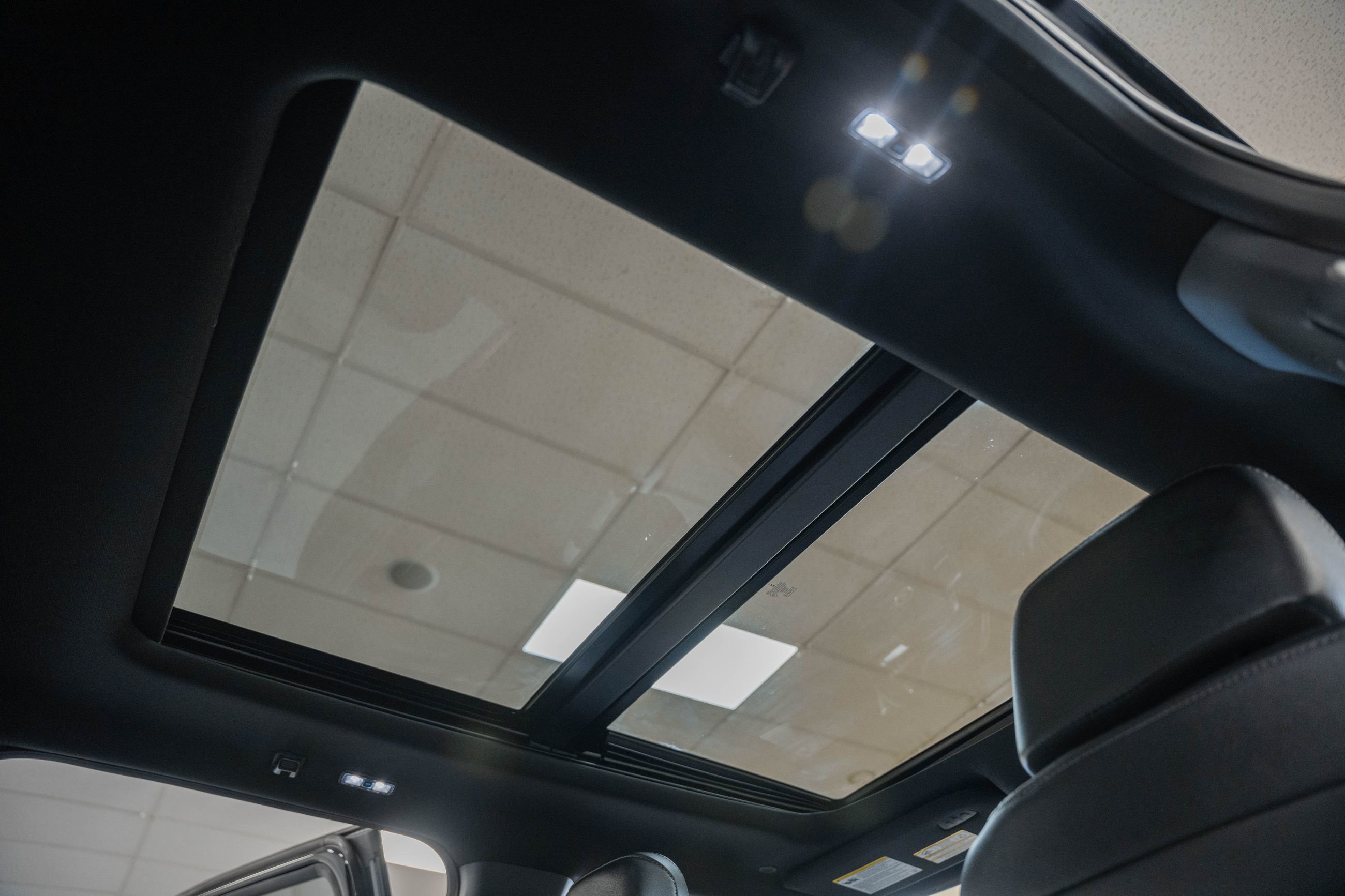 Certified 2023 Ford F150 Lariat w/ Equipment Group 502A High image 43