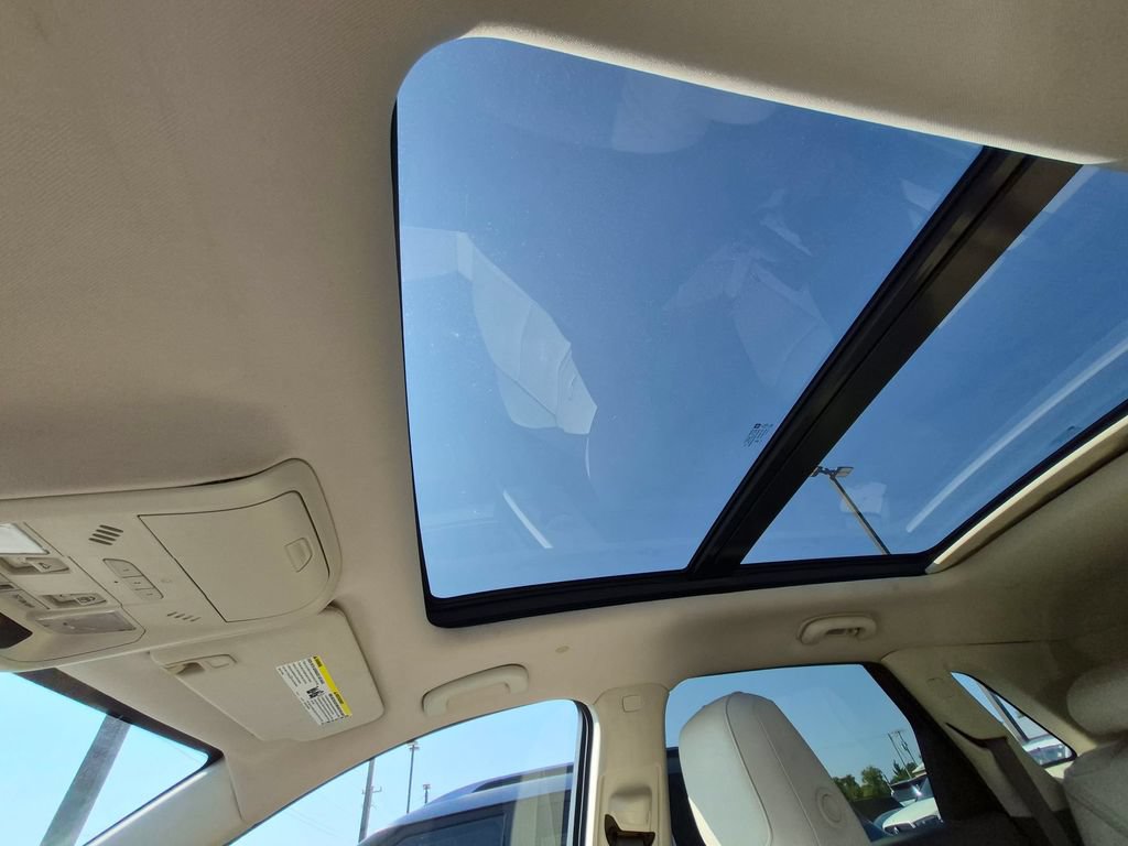 Used 2019 Cadillac XT5 Premium Luxury FWD image 16