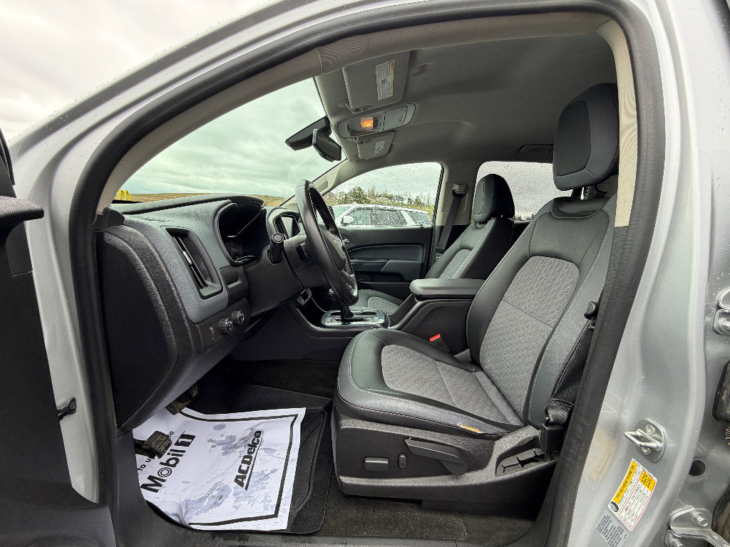 Used 2016 Chevrolet Colorado Z71 image 2