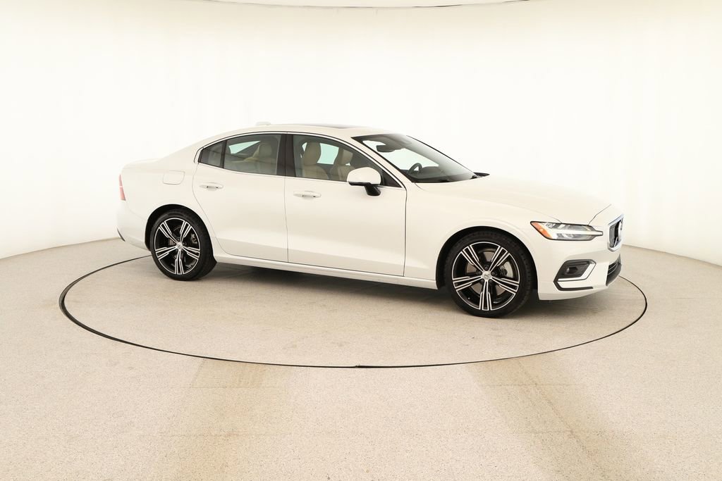 Used 2020 Volvo S60 T6 Inscription image 9