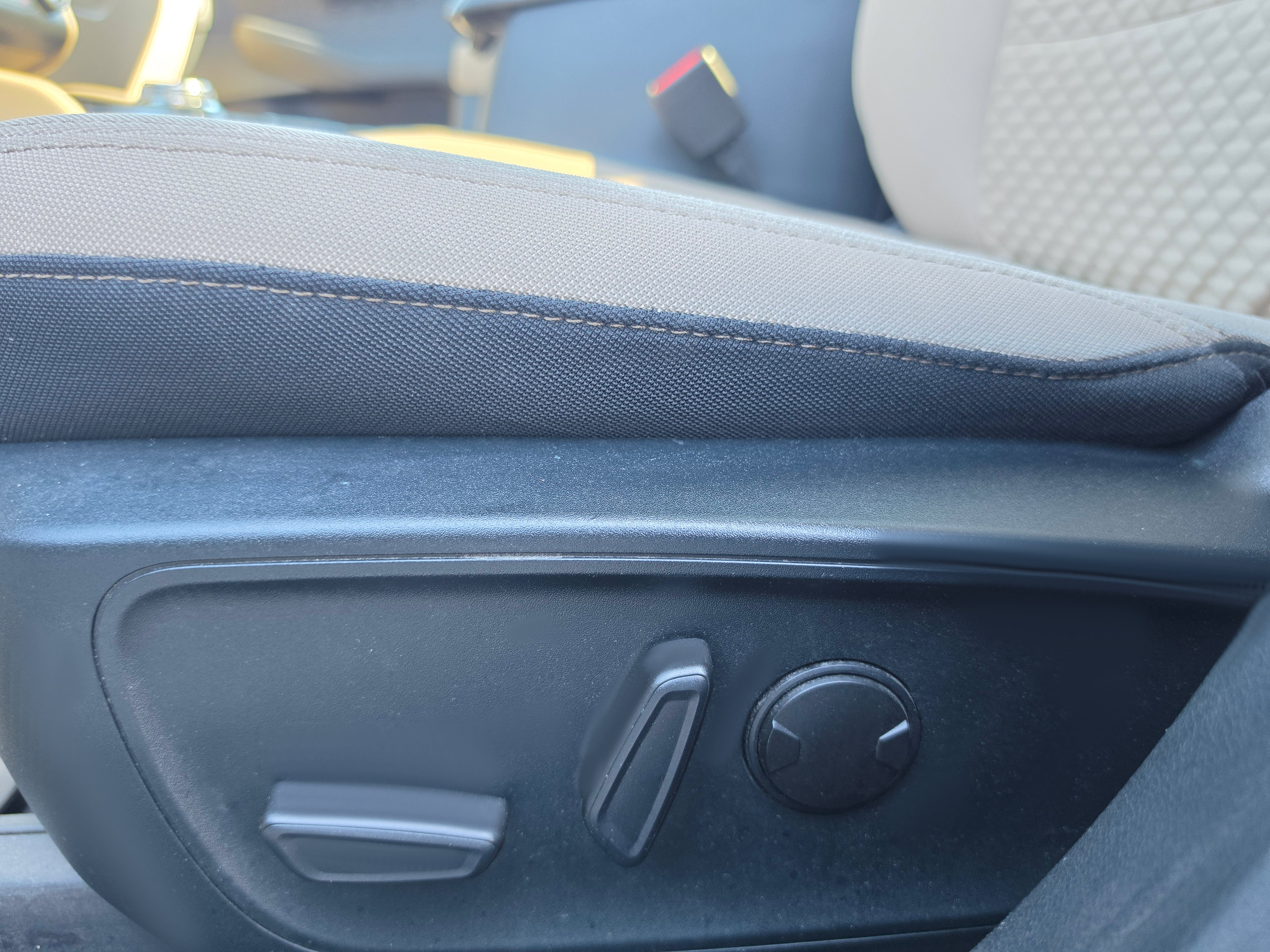 Used 2020 Ford Escape SE AWD/4WD image 12