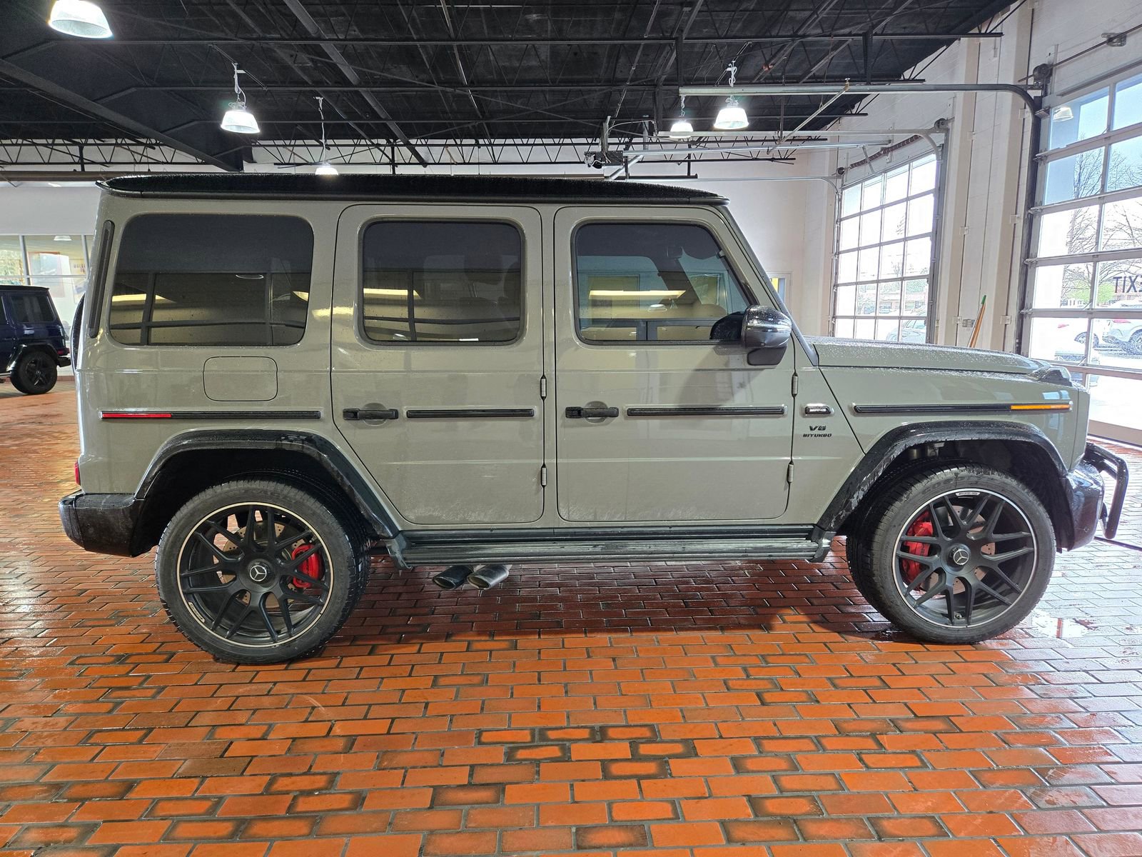 Used 2025 Mercedes-Benz G 63 AMG 4MATIC image 5