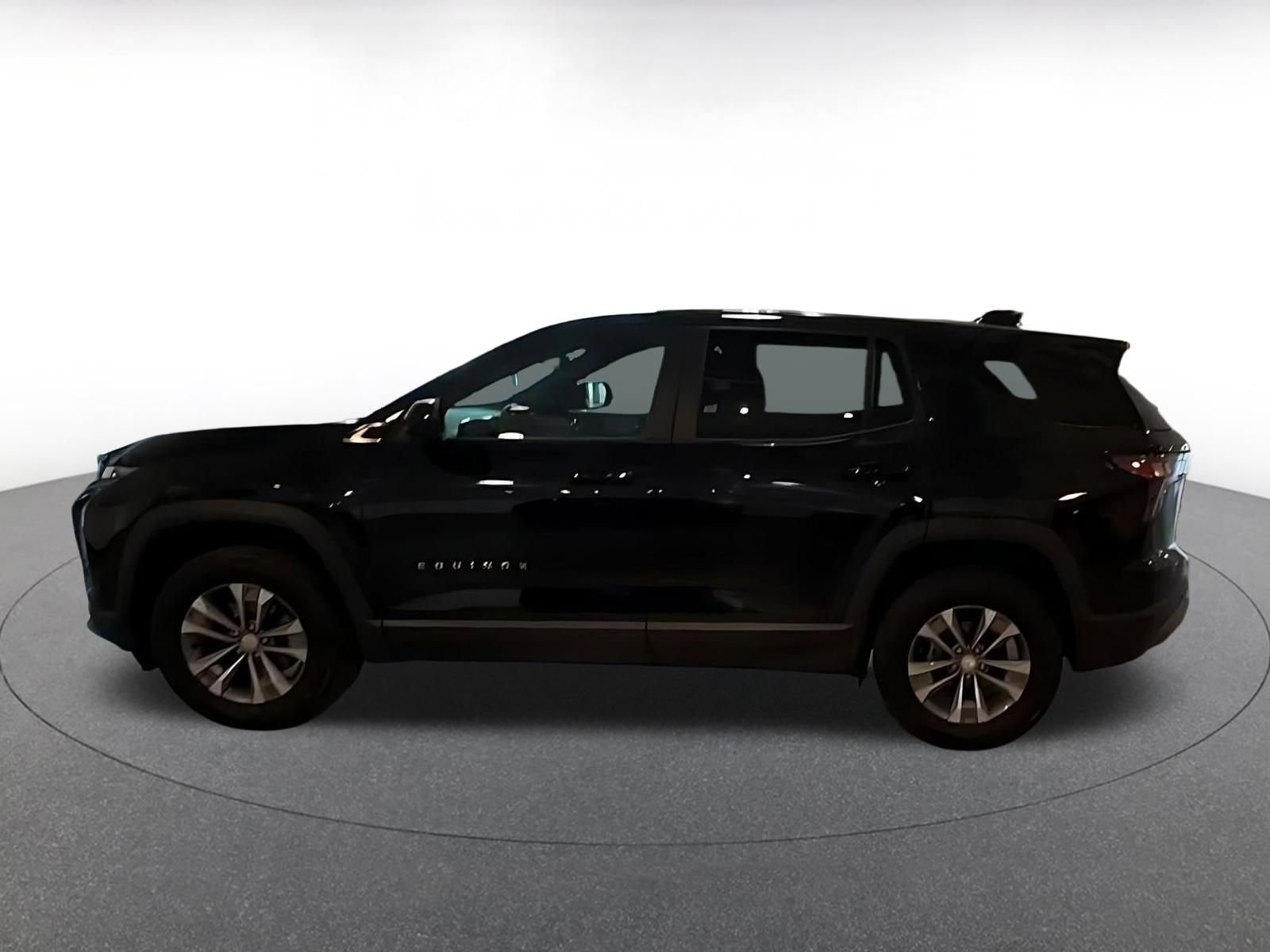 Used 2025 Chevrolet Equinox LT FWD image 10