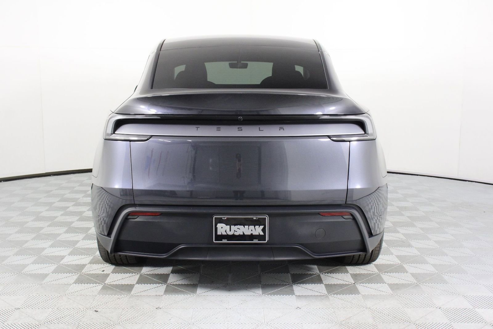 Used 2026 Tesla Model Y 2WD image 5