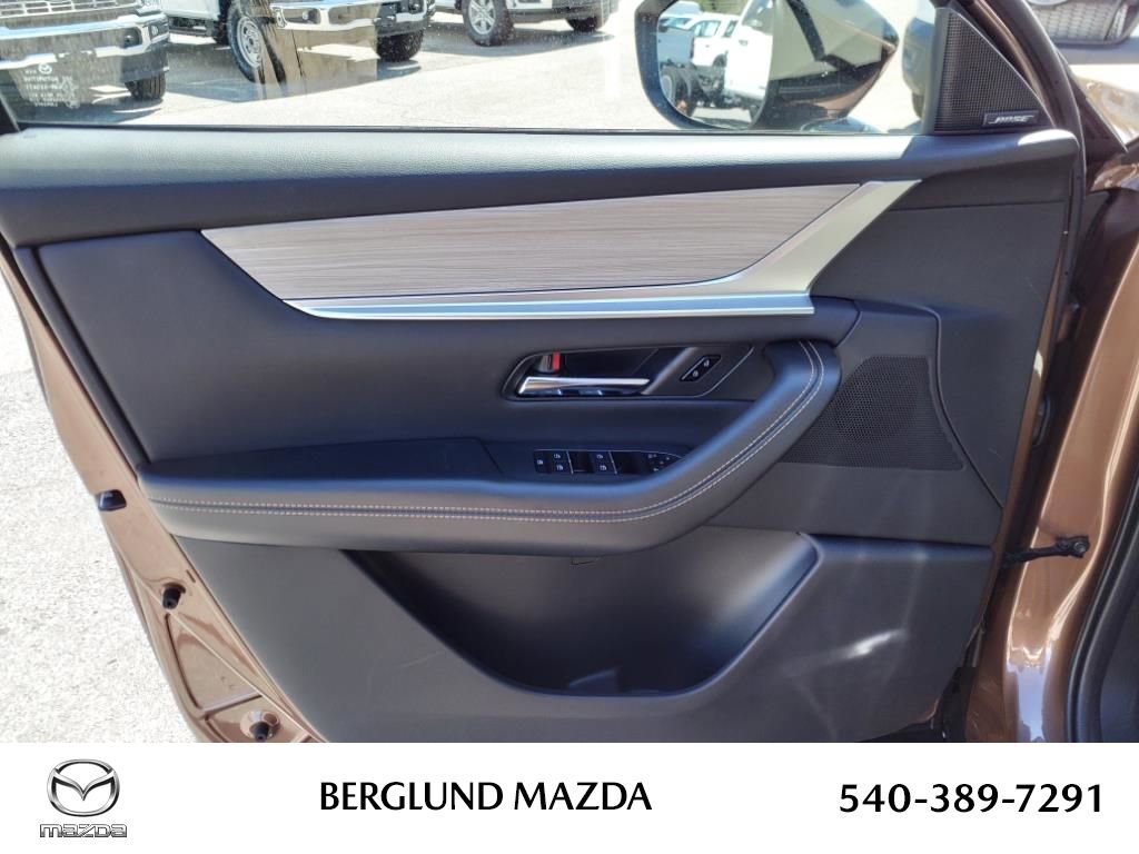 New 2025 MAZDA CX-70 Plug-In Hybrid w/ Premium Pkg image 10