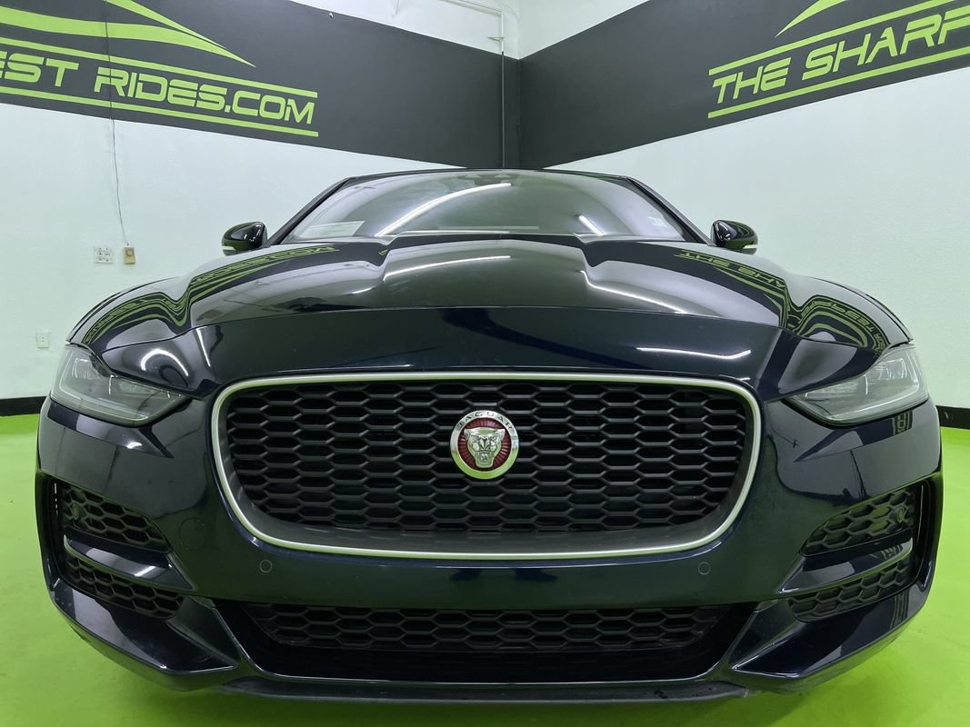 Used 2020 Jaguar XE S RWD image 3